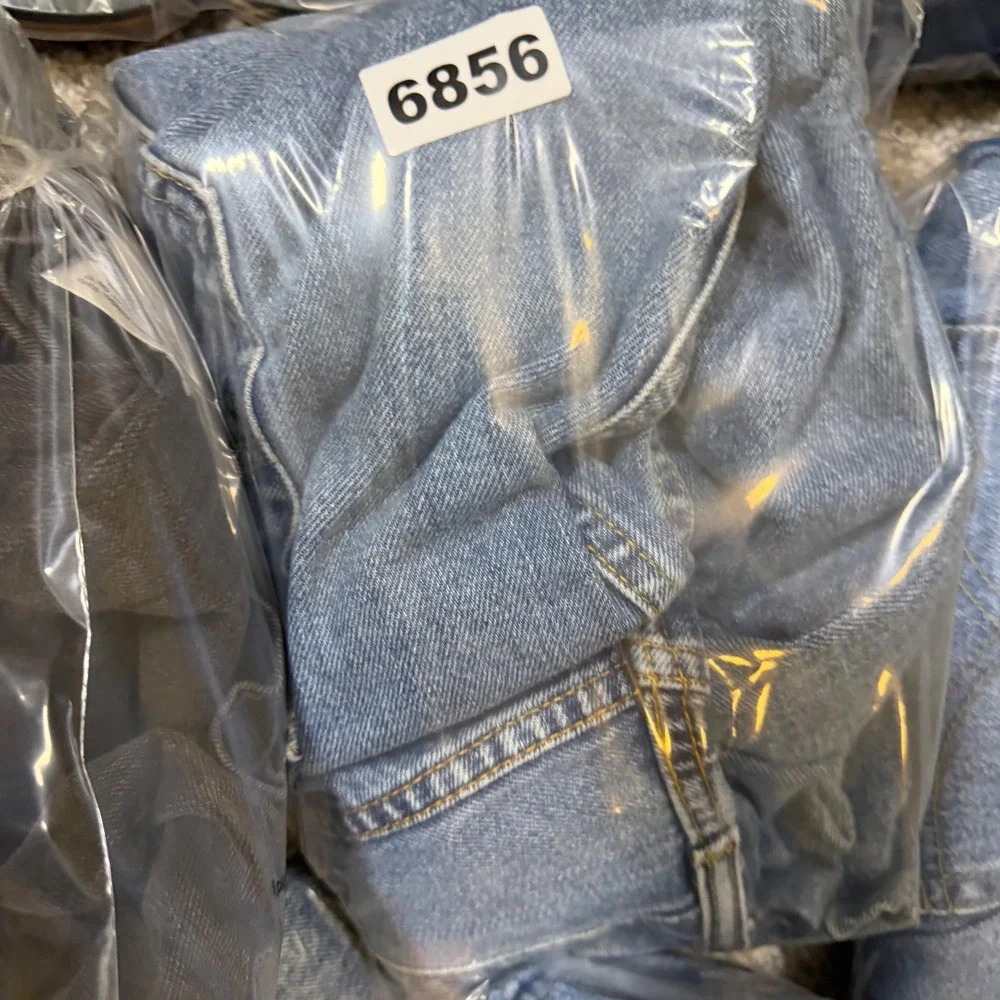 Levis levi 550